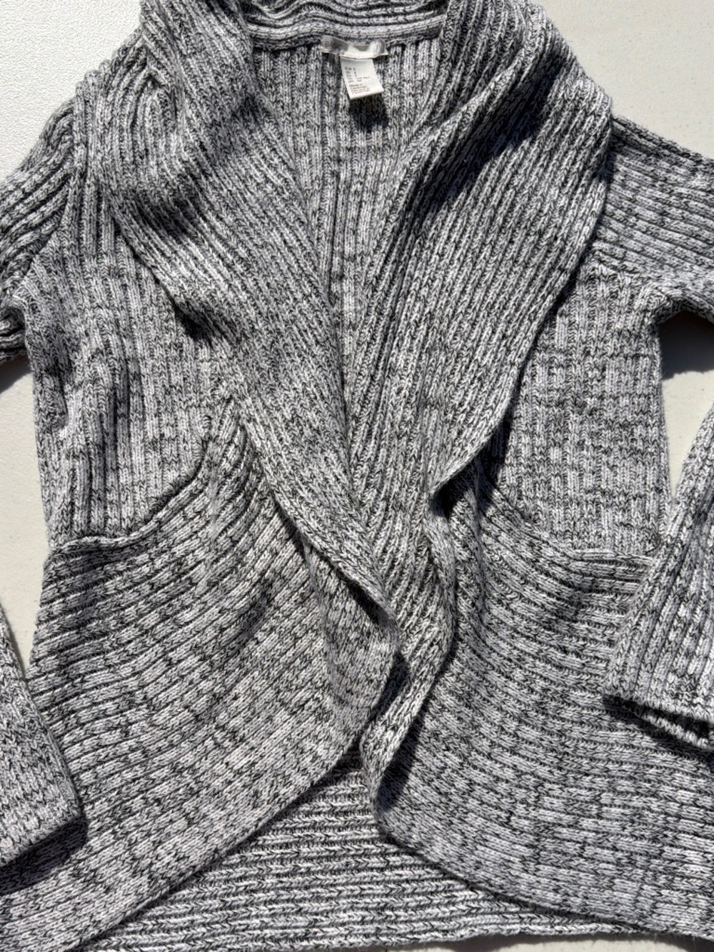 H&M Basic open-front cardigan sweater featuring a grey and white